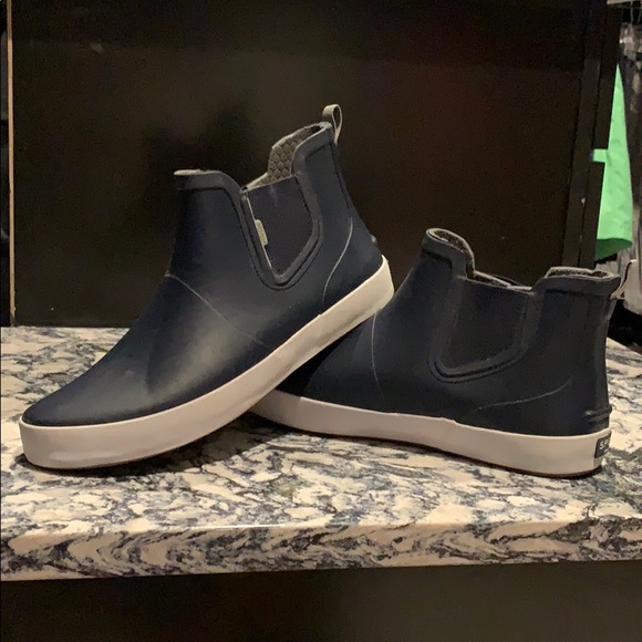 sperry cutter rain boot